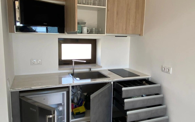 Apartamento com piscinas e ténis - 7 mins da praia