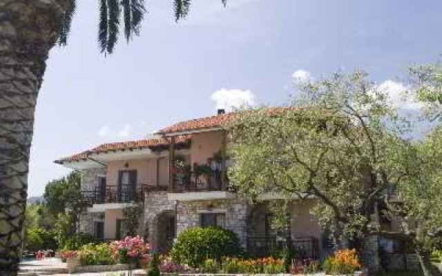 Nikoleta Luxury Villa