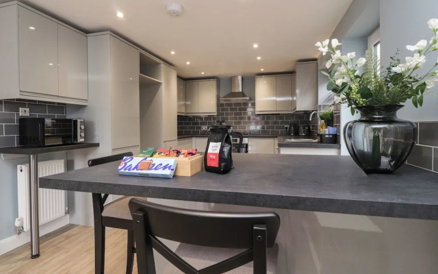 The Bungalow at 46 Church St