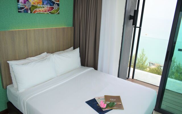 D'Wharf Hotel & Serviced Residence