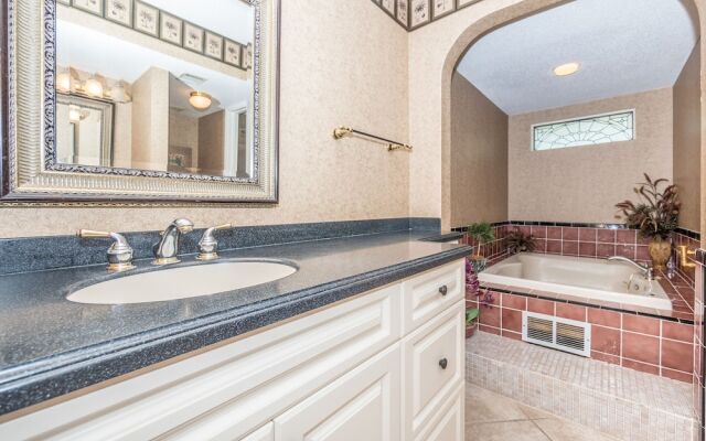 Yacht Club 7536 by Vtrips