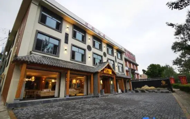 Tar Temple Wangta Mountain Hotel