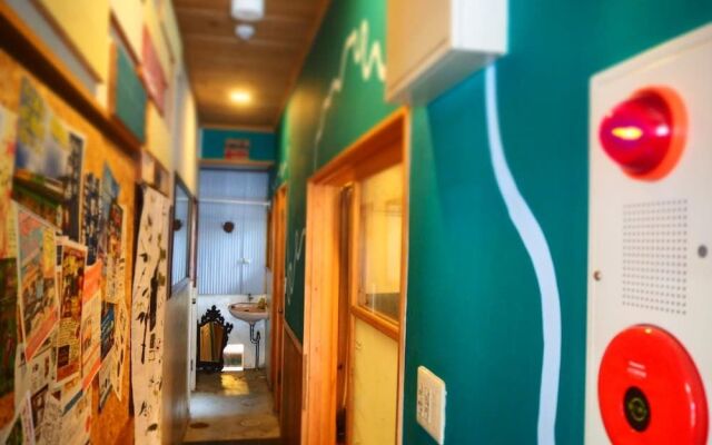 Ekimae House SAMARU - Hostel
