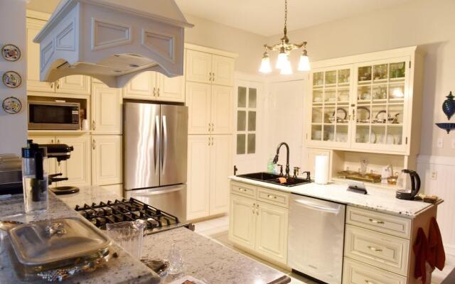 Berkeley House Bed and Breakfast