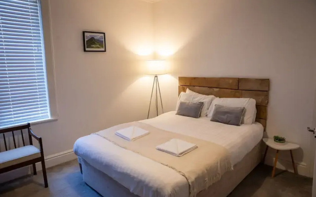 Sapphire Suite Sasco Apartments