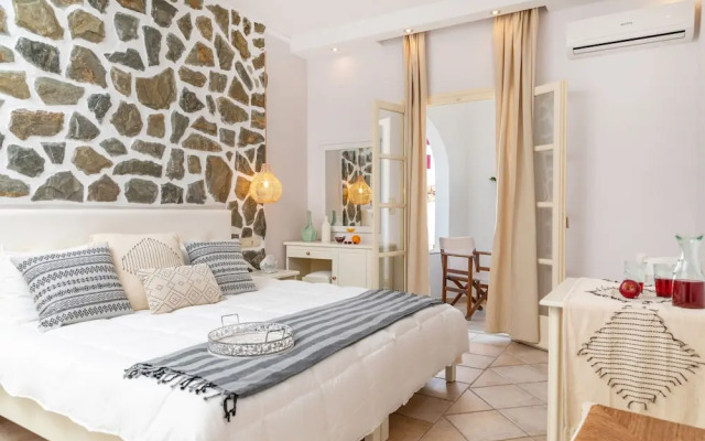 Golden Coast Naxos