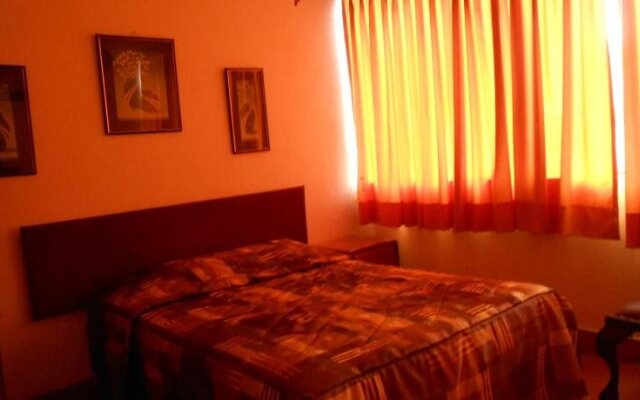 Hostal Residencial Cesar Alberto