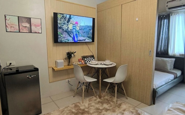 A & K Vibes Modern Quezon City Stay
