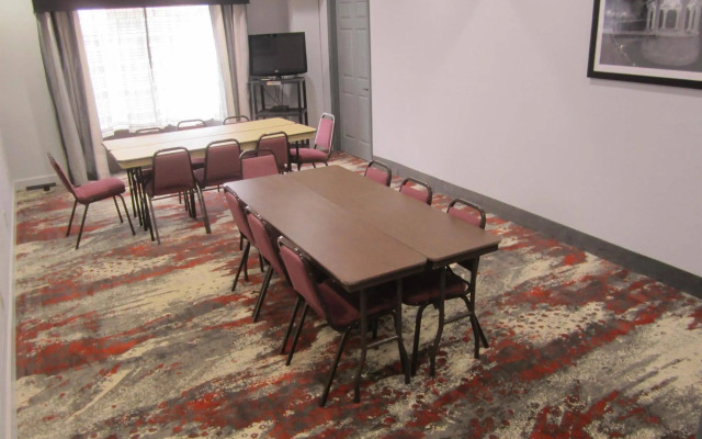 Comfort Inn & Suites Carrollton