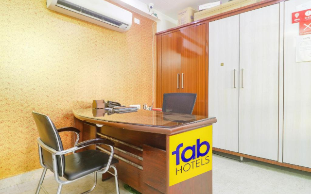 FabHotel Golden Gate