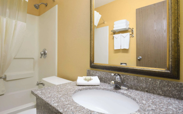 Super 8 by Wyndham Amarillo