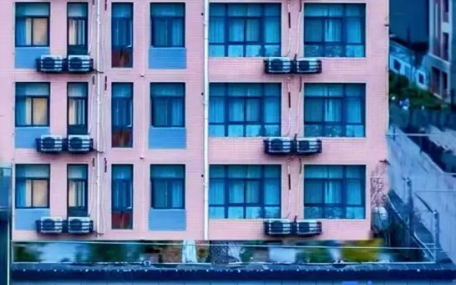 HanTing Hotel (Sanmenxia South Railway Station)