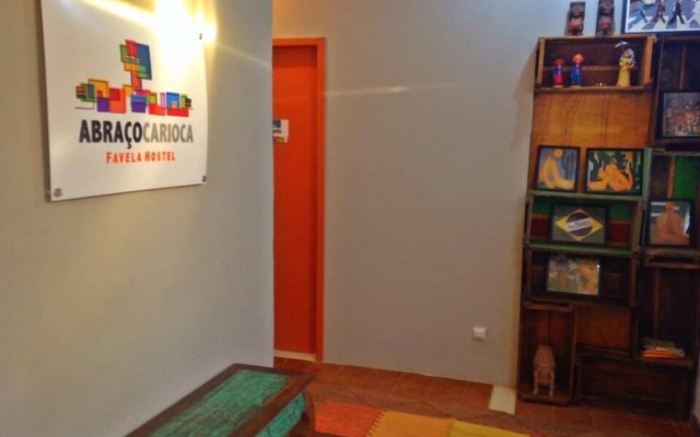 Abraço Carioca Favela Hostel