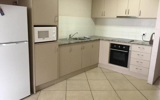 Burleigh Palms Holiday Apartments