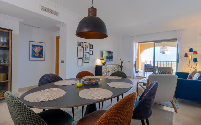 7508 - Wonderful apartment with great views