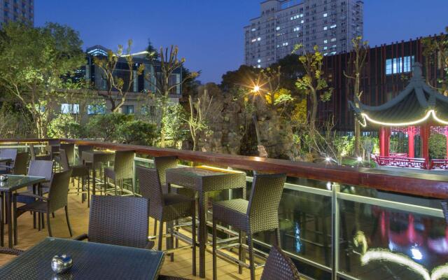 Golden Tulip Shanghai Rainbow