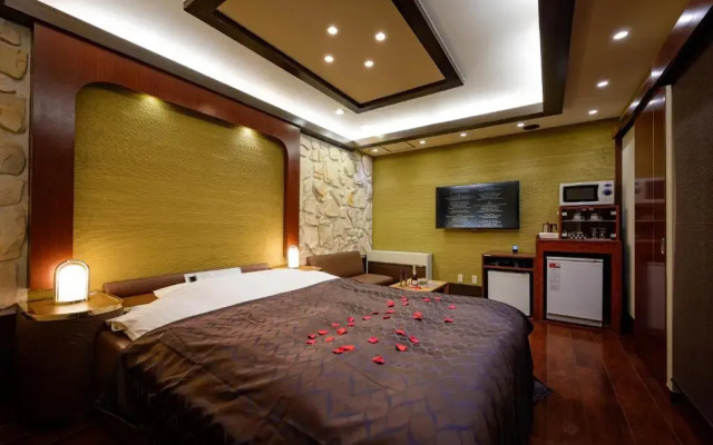 HOTEL METRO - Adult Only