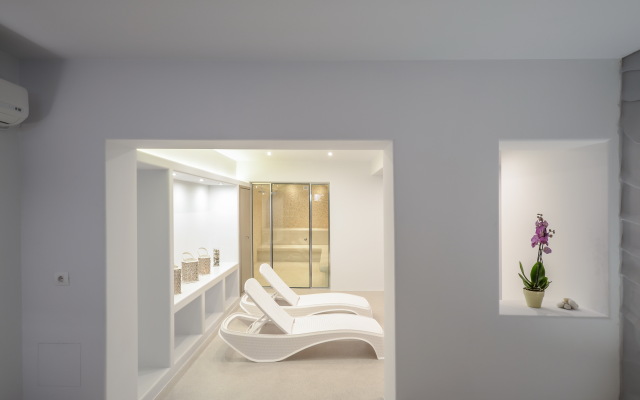 Argo Boutique Hotel