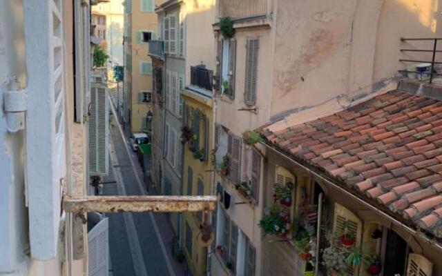 T2 - Quartier mythique du panier