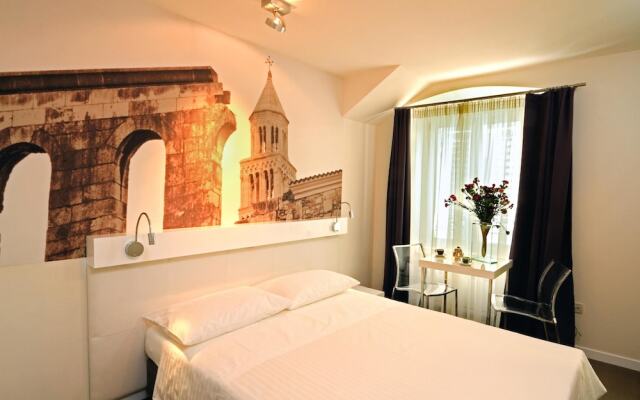 La Porta Luxury Rooms