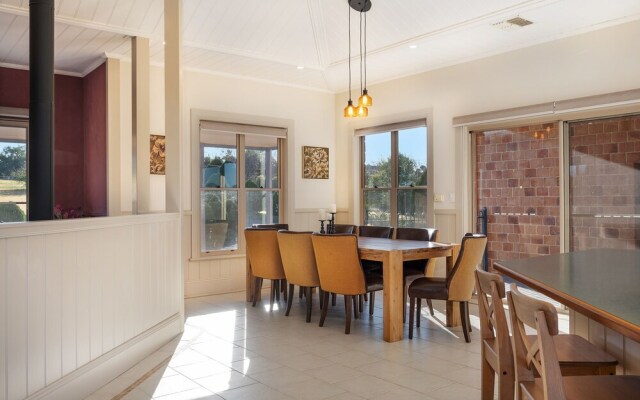 Bellevue by Your Innkeeper Mudgee