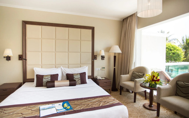 Sea Links Beach Hotel