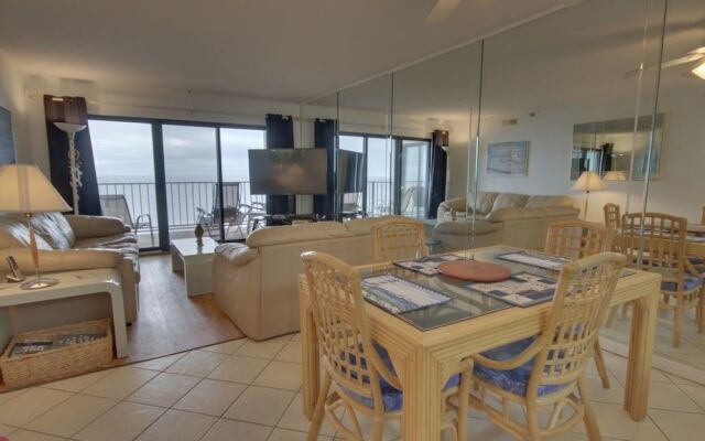 Plaza 712 - 2 Br Condo