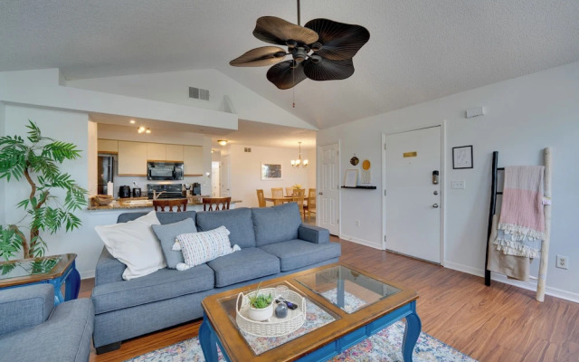 Kissimmee Condo: Community Pool, Close to Parks