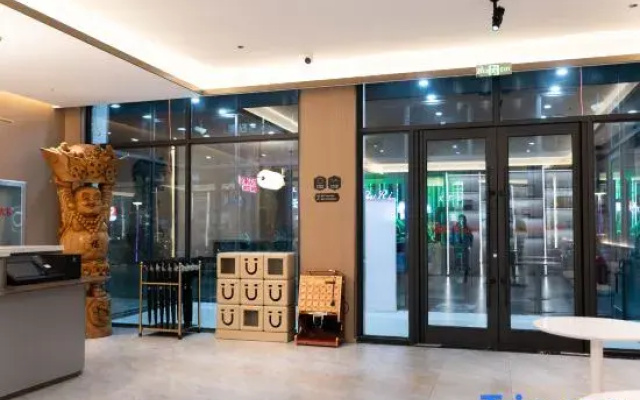 Shankee Hotel (Xilingol League Wulagai Square)