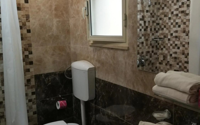 Hotel Tysandros