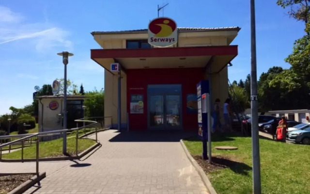 Serways Raststätte Bad Camberg West