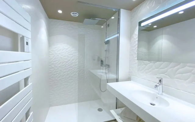 BRIT HOTEL Fougères - Hôtel du Parc 3*