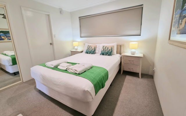 Noosa River Retreat – Guest Rooms – Noosaville