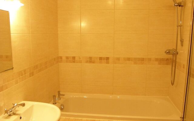 The Shelbourne Apartments