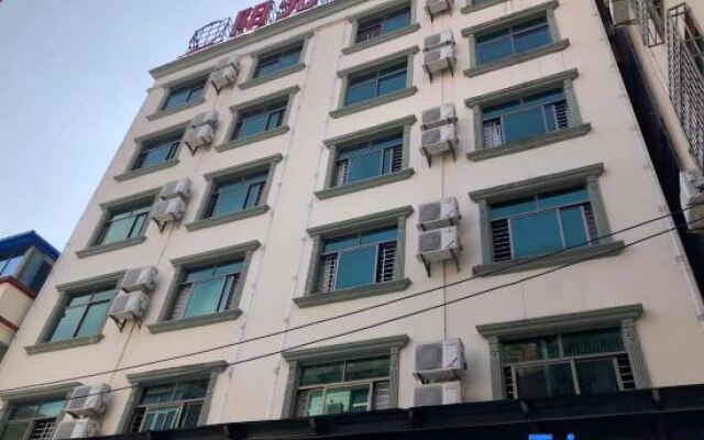 Sunshine Holiday Hotel