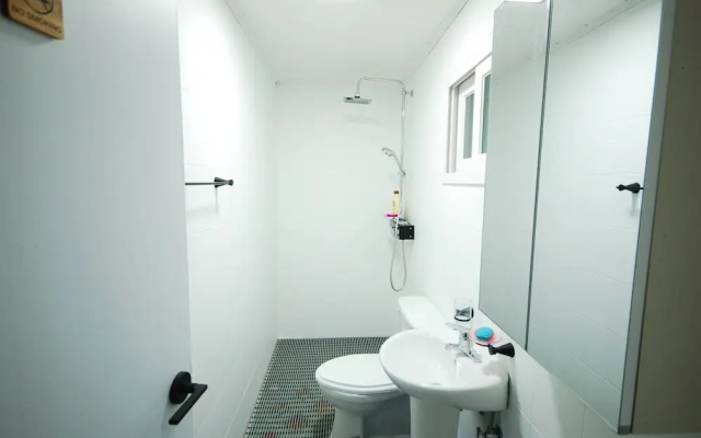 Jin Cozy House