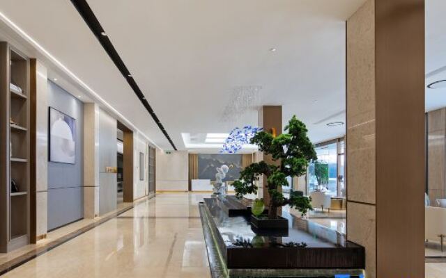 Xiong Zhen Hotel