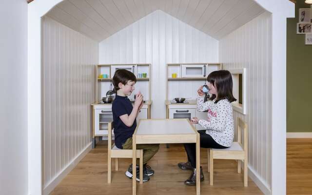 The Manor West Hotel & Leisure Club