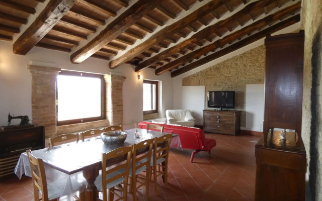 Scappo In Umbria, Casale le Stelle Num003