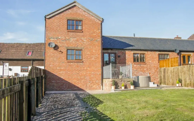 Old Hall Barn 2
