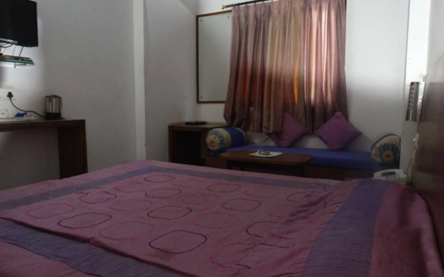 Gorbandh Hotel