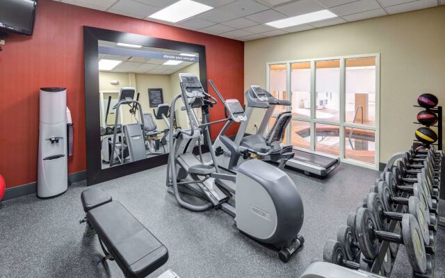 Hampton Inn & Suites Augusta West