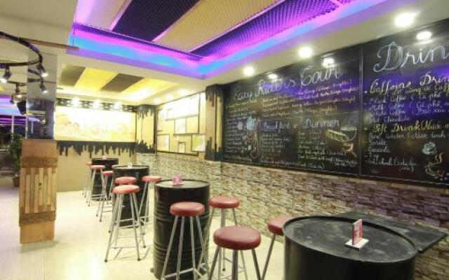 VietNam House Hostel