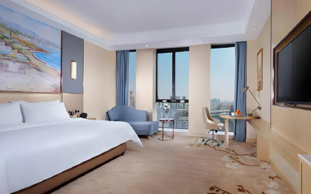 Vienna International Hotel (Chongqing Changshou High-speed Railway Station)