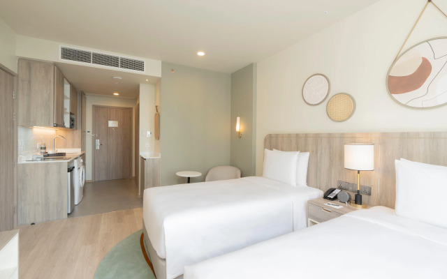 Staybridge Suites Bangkok Sukhumvit by IHG