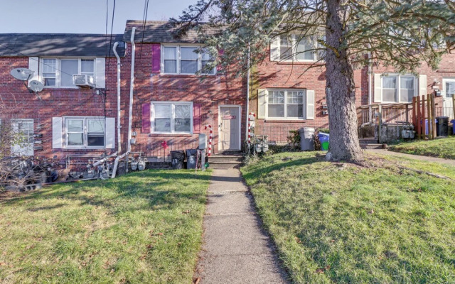 Cozy Easton Condo Near Historic Downtown