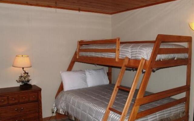 RedAwning Sierra Getaway