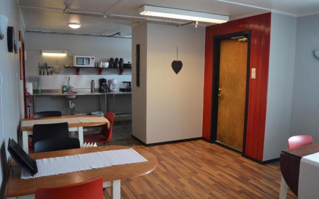 Lyngenfjord, Frøyas hus