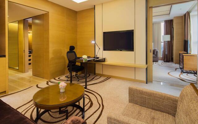 Crowne Plaza Tianjin Meijiangnan by IHG