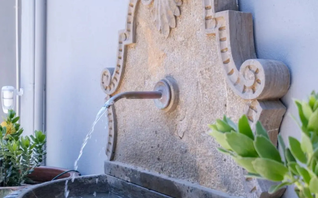 Elegant Charm Retreat Central Treasure